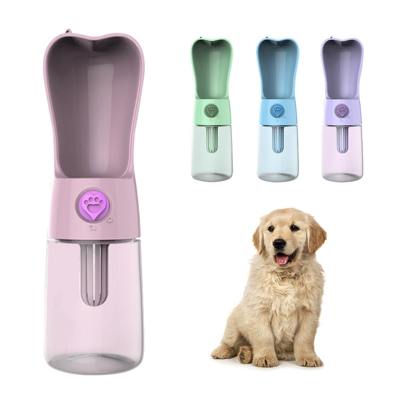All-In-One Pet Water Bottle – Convenient & Leak Free