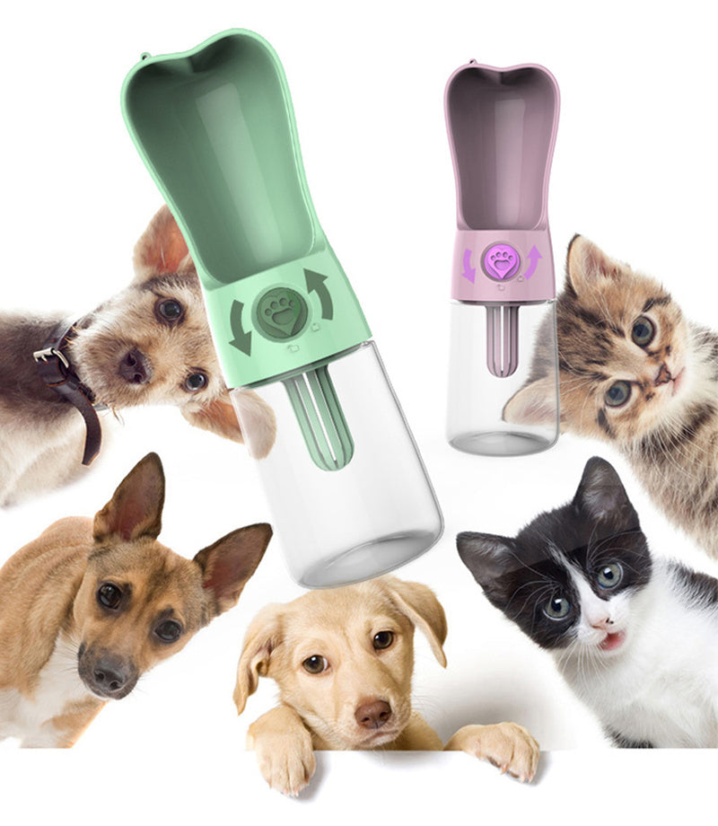 All-In-One Pet Water Bottle – Convenient & Leak Free