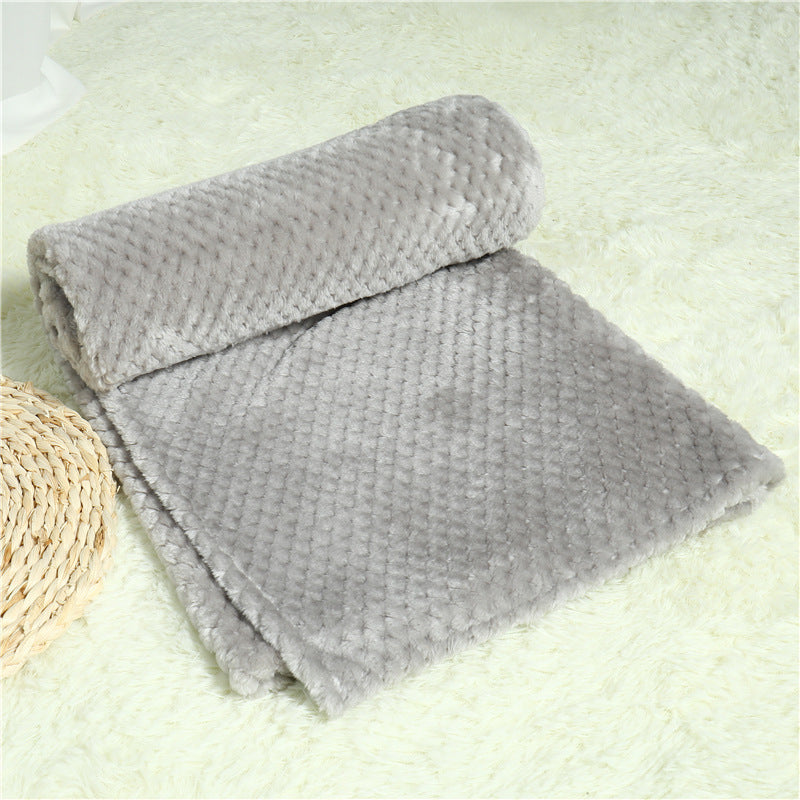 Soft Sleeping Pet Blanket Pad – Cozy Dreams Await