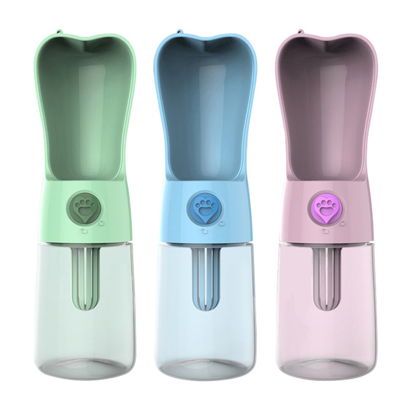 All-In-One Pet Water Bottle – Convenient & Leak Free