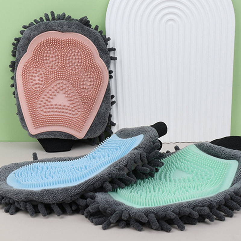 2-in-1 Pet Bath Glove – Wash, Massage & Shine!