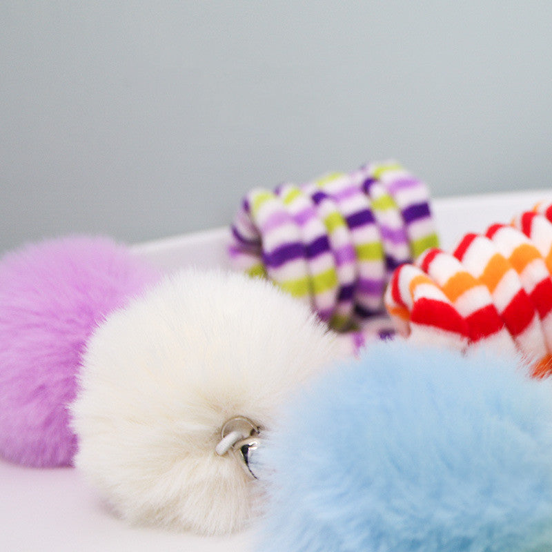 Hanging Cat Toy – Stimulate, Chase & Bond Together