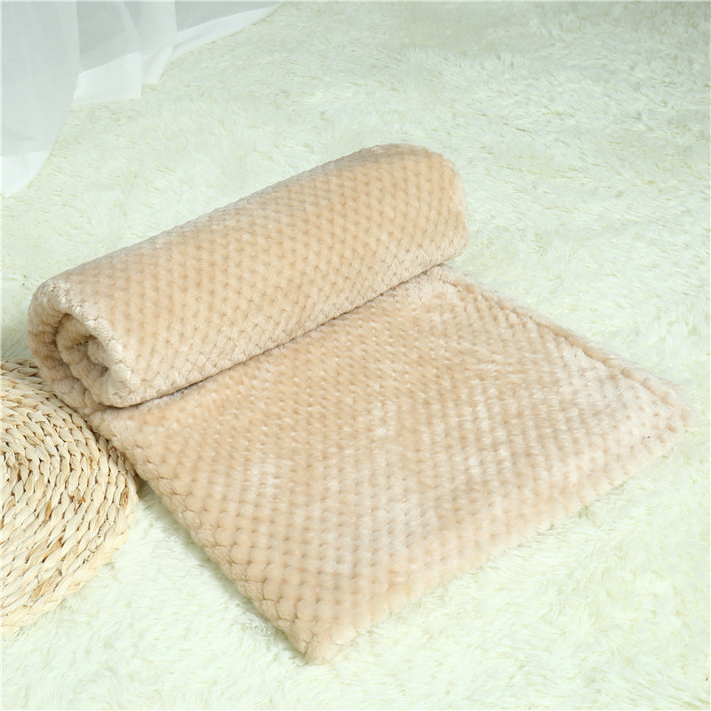 Soft Sleeping Pet Blanket Pad – Cozy Dreams Await